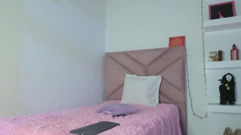 Snapshot of eva_sin18 chatting on 05-02-26, 11:10 Eva Sin online show from 05-02-26, 11:10
