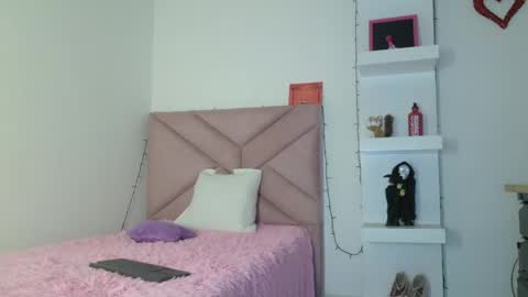 Snapshot of eva_sin18 chatting on 05-03-26, 11:33 Eva Sin online show from 05-03-26, 11:33