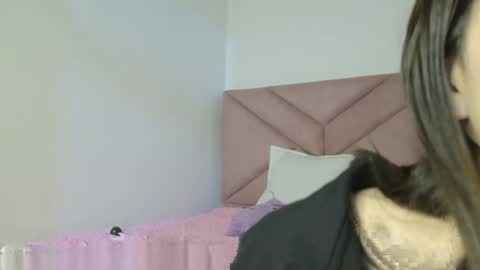 Snapshot of eva_sin18 chatting on 05-06-26, 11:43 Eva Sin online show from 05-06-26, 11:43