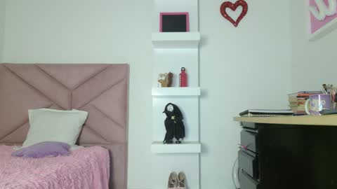 Snapshot of eva_sin18 chatting on 05-12-26, 11:24 Eva Sin online show from 05-12-26, 11:24