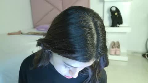 Snapshot of eva_sin18 chatting on 05-18-26, 04:07 Eva Sin online show from 05-18-26, 04:07