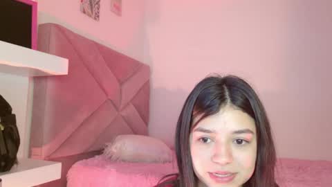 Snapshot of eva_sin18 chatting on 06-01-26, 12:01 Eva Sin online show from 06-01-26, 12:01