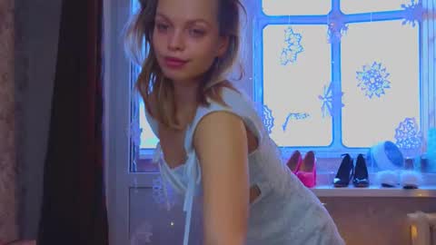 Snapshot of eva_sinn chatting on 12-23-25, 10:35 Hi there i am Eva and i wish create a nice community with you so join my Ticket Show for more pleasure online show from 12-23-25, 10:35