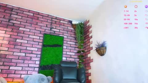 Snapshot of eva_starxxxxx chatting on 01-13-25, 09:42 Eva online show from 01-13-25, 09:42