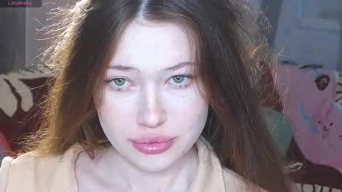 Snapshot of eva_varnerr chatting on 12-19-25, 01:12 eva varnerr online show from 12-19-25, 01:12