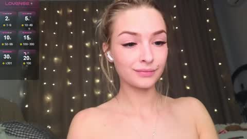 Hello Im Eva online show from 01-16-25, 03:02