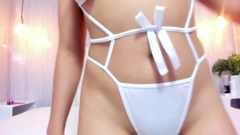 Snapshot of evaa_honey chatting on 05-17-26, 02:20 evaa_honey online show from 05-17-26, 02:20