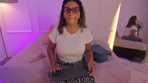  Eva  online show from 04-29-26, 08:15