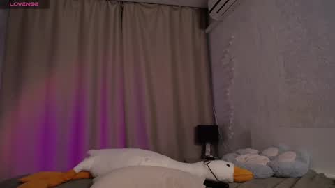 Snapshot of evaa_moonn_ chatting on 09-14-25, 11:20 Eva online show from 09-14-25, 11:20