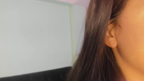 Snapshot of evaa_stevens chatting on 11-14-25, 12:26 julieth online show from 11-14-25, 12:26