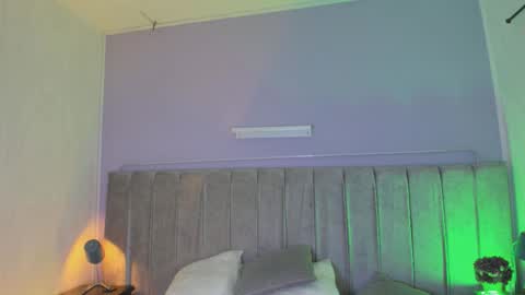 Snapshot of evaa_stevens chatting on 12-04-25, 08:17 julieth online show from 12-04-25, 08:17