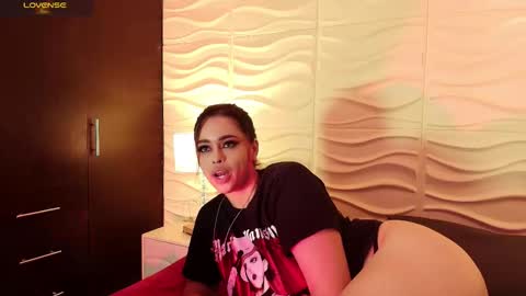 evaafoxxy_ online show from 10-06-25, 12:24