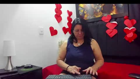 Snapshot of evaaross chatting on 02-17-25, 09:41 Eva online show from 02-17-25, 09:41