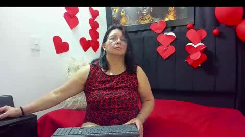 Snapshot of evaaross chatting on 02-18-25, 12:48 Eva online show from 02-18-25, 12:48