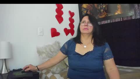 Snapshot of evaaross chatting on 02-23-25, 02:46 Eva online show from 02-23-25, 02:46