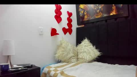 Snapshot of evaaross chatting on 02-27-25, 10:48 Eva online show from 02-27-25, 10:48