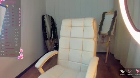 Eva  online show from 12-14-24, 11:18