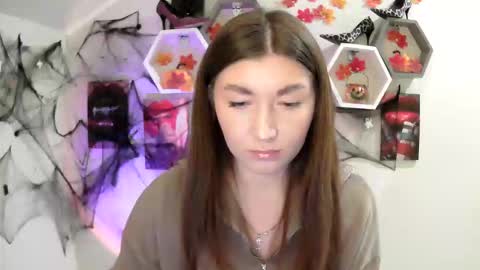 Snapshot of evachaturbatte chatting on 10-16-25, 09:21 Evachaturbatte online show from 10-16-25, 09:21