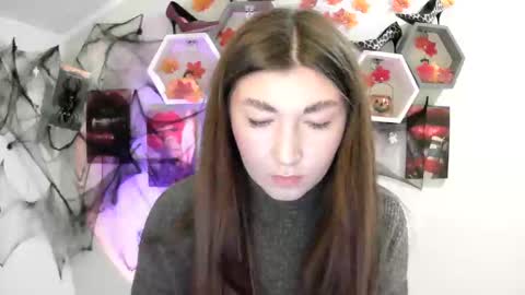 Snapshot of evachaturbatte chatting on 10-17-25, 09:12 Evachaturbatte online show from 10-17-25, 09:12