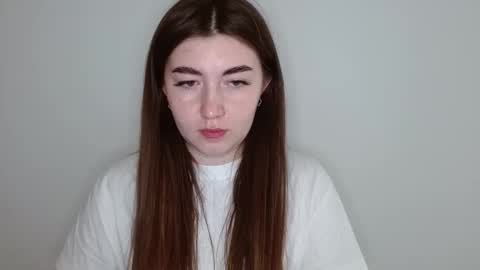 Snapshot of evachaturbatte chatting on 05-15-26, 05:58 Evachaturbatte online show from 05-15-26, 05:58