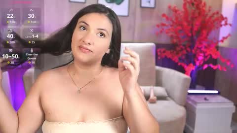 Snapshot of evacollinn chatting on 12-04-25, 07:22 Eva Collin online show from 12-04-25, 07:22