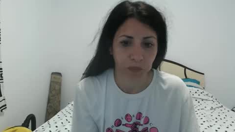 Snapshot of evacrisxxx chatting on 05-09-26, 01:33 hornycrissyyourlove online show from 05-09-26, 01:33