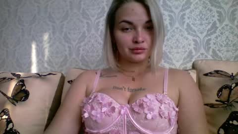 evadelicious_ online show from 07-13-26, 03:04