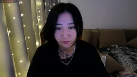 Eva online show from 11-16-25, 04:01