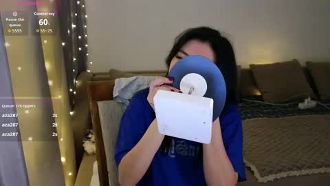 Eva online show from 12-04-25, 02:04