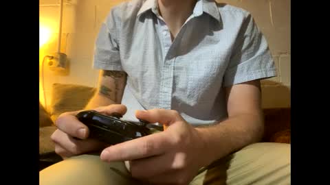 Snapshot of evageniex chatting on 09-17-25, 04:30 evageniex online show from 09-17-25, 04:30