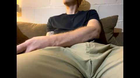 Snapshot of evageniex chatting on 09-18-25, 02:30 evageniex online show from 09-18-25, 02:30