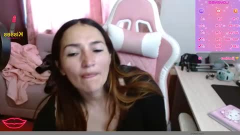 Eva online show from 09-19-25, 10:10