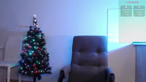 Eva online show from 12-21-24, 03:14