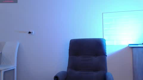 Eva online show from 03-24-26, 04:17