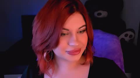 Snapshot of evaharve chatting on 10-30-25, 08:31 Eva online show from 10-30-25, 08:31