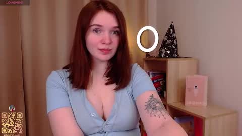 Snapshot of evajackson111 chatting on 10-13-25, 02:28 evajackson111 online show from 10-13-25, 02:28