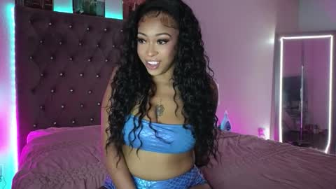 Eva online show from 11-13-25, 06:56