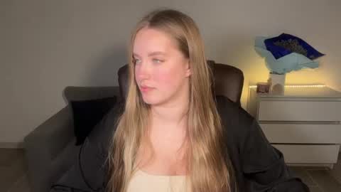Eva online show from 06-24-26, 07:35
