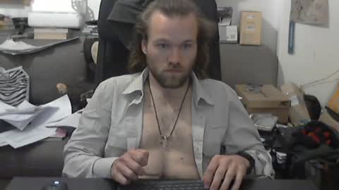 Han online show from 04-18-26, 07:58