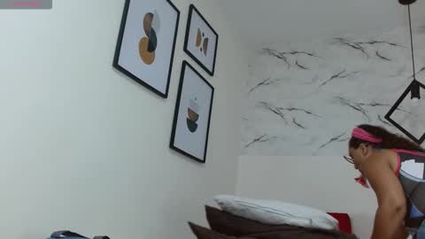 Eva Mills online show from 11-15-25, 08:27