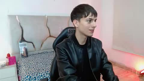 evan_tay online show from 02-24-26, 03:04
