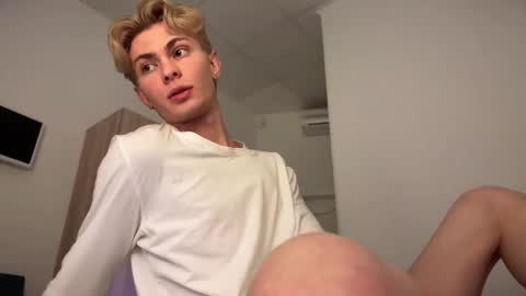 Evan online show from 01-14-26, 04:45