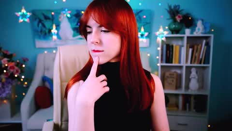 Eva  online show from 01-10-25, 03:48