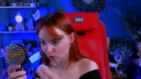 Eva  online show from 01-12-25, 02:30