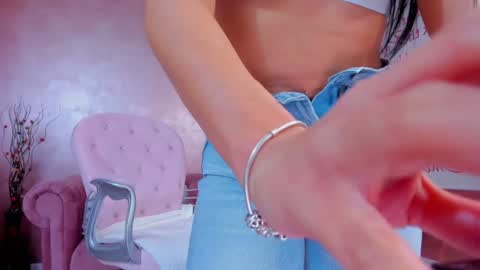 Eva online show from 01-19-25, 11:32