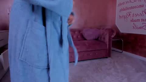 Eva online show from 02-16-25, 12:19