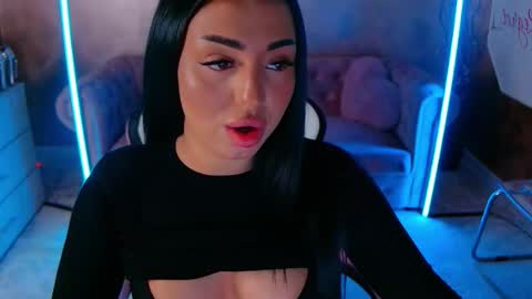 Eva online show from 10-19-25, 05:13