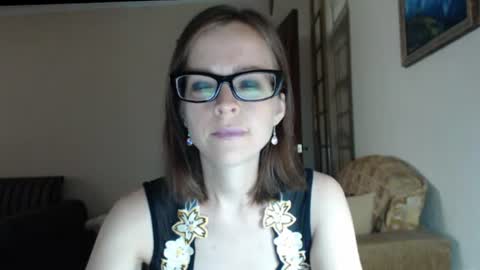 Snapshot of evangeline06 chatting on 06-24-26, 08:57 YourMistress online show from 06-24-26, 08:57