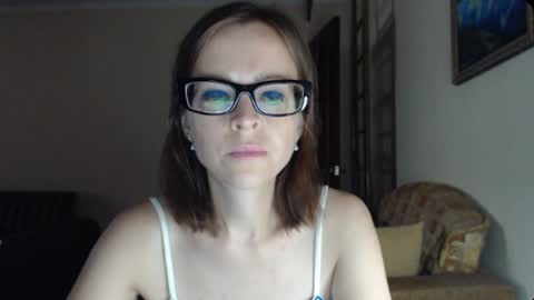Snapshot of evangeline06 chatting on 07-14-26, 09:14 YourMistress online show from 07-14-26, 09:14