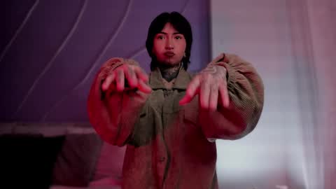 Eva online show from 01-17-25, 02:50